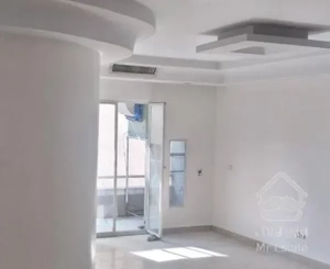 آپارتمان  در خیابان ۲۰ گیشا