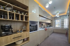 ۱۷۰ متر /تاپ لوکیشن/وام و رهن دار/بلوار کاشانی