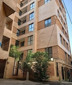 ۷۷متر دو خواب نوساز پارکینگ آسانسور بالکن