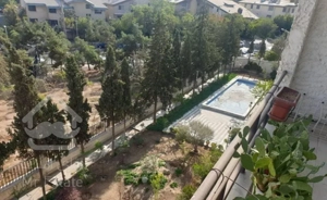 ۱۷۵متری سه خواب در شهرک غرب/هشتواحدی بازسازی نشده