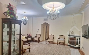 نارمک ۲۲۰ متر/دربستی در دو طبقه نیم ویلائی