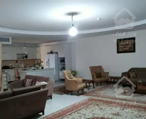 ۱۳۶متر/۲خواب/نور و نقشه تاپ/برج شاهنشین/ جنوبی