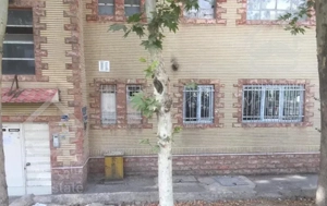 بلوکها ی شهرزیبا طبقه همکف با صد متر حیاط باسازی