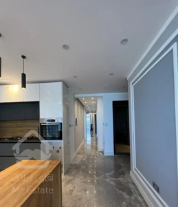 فروش آپارتمان ۱۲۲ متری فول مشاعات