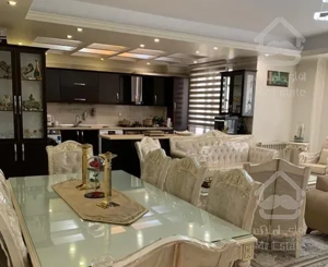 ۱۳۷ متری پونک سه خوابه