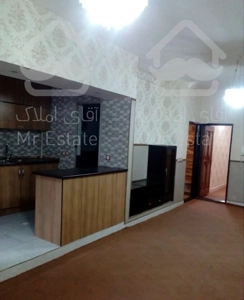 ویلایی پیلوت دوطبقه در مرکز شهر