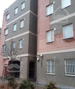 آپارتمان تمیز و شیک