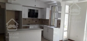 62 متر فردوس وفاآذر شمالی ( رهن کامل )