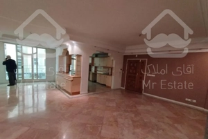 آپارتمان، قلهک، ۱۲۵ متری ۳ خوابه، فول امکانات