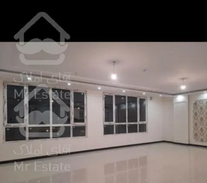 ۱۲۵متر/فول امکانات/سرتاسر پرده خور/غرق نور/بهترین متریال برند