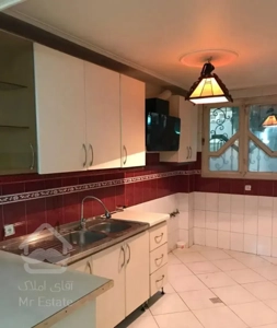 ۷۲ متر * طبقه اول * تقاطع کادوس