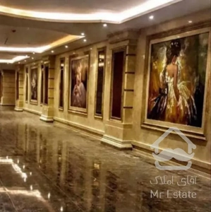 181متر کلید نخورده فول امکانات اعیان نشین برج مجلل الماس