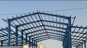 اجرای نصاب سقف شیروانی پوشش سوله ایرانیت تعمیرات