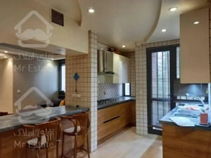 120 متر / آپارتمان / اکازیون / قلب پاسداران