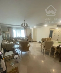 ۱۰۷ متر مترو قلهک