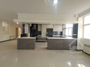 فروش 165 متر اختیاریه