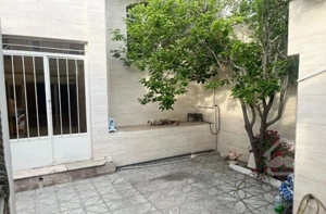 تک واحدی/مسجد جامع/بلوار امام خمینی/۸۵ متر
