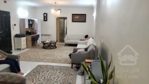 یک واحد ۸۴ متری واقع در خیابان ایران