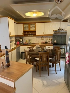 فروش 135 متر در هروی