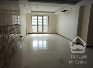 یک واحد آپارتمان مسکونی در پروژه خرازی بلوک B8 خوش‌نقشه خوش‌ساخت 107 متر