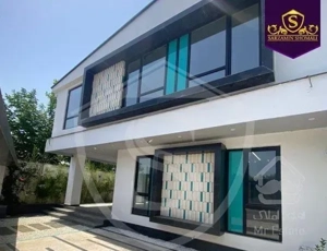 ویلا دوبلکس ساحلی 260متر بنا استخردار