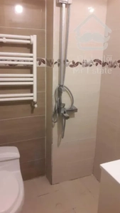 ۹۰متر آپارتمان صادقیه فردوس شرق(ولیعصر)