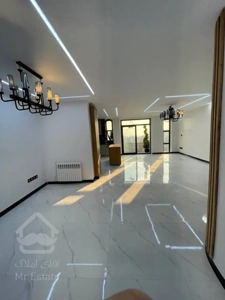 فروش واحد رو به افتاب تاپ لوکیشن  نور مستقیم