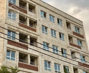 آپارتمان 122 متری ۲خواب  کلید نخورده