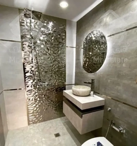 ۱۰۰ متر / بهزاد / شیک  / ۵ ساله