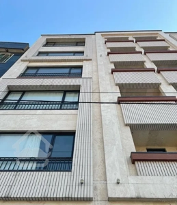 آپارتمان ۱۳۰ متری ۳ خوابه تک واحدی ویو دار