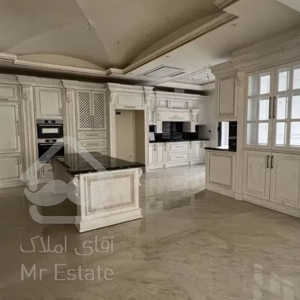 نور مستقیم رو به آفتاب کم واحد سالن پرده خور