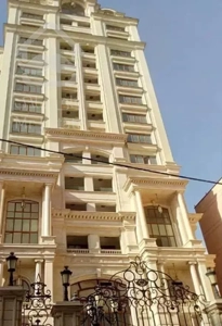 آپارتمان ۱۸۵متری پنجره سرتاسری کلیدنخورده خوش نقشه