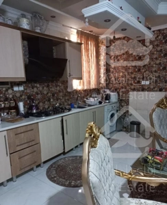 واحد ۶۸ متری فول امکانات