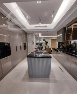 فرشته / ۱۵۵ متری / جنوبی / صفر / فول امکانات