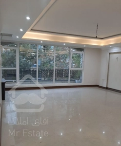 فروش آپارتمان ۲۰۰ متری ۳ خوابه درنیاوران