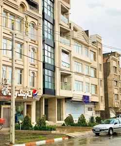 ۲۰۰ سالن تجاری  (فروش فوری)