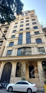 عمار ۱۷۵ متر ۲ بالکن ۲ پارکینگ سندی