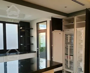 الهیه ۱۳۰ متر + ۲۵ متر تراس با ارتفاع سقف ۸متر