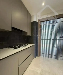 ۲۰۷ متر / نوساز کلید نخورده / تاپ لوکیشن اختیاریه