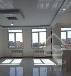 103متر 8ساله / سالن پرده خور / مشاعات مشابه نوساز