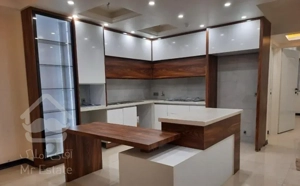 واحد ۱۰۰ متری ، نوساز ، دو قدمی دریا