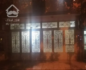 70 متر آپارتمان طبرسی شمالی 40 طبقه اول روی پیلوت