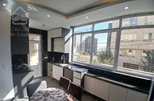 ۹۸متر دوخوابه نوساز  شیک