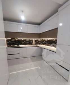 فروش آپارتمان ۸۵ متری ۲ خوابه در اقبال بازسازی شده