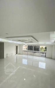 اجاره آپارتمان ۲۰۰متری در پاسداران ۴