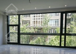 شادمهر ۱۳۵متر ۳خ فول کلید نخورده