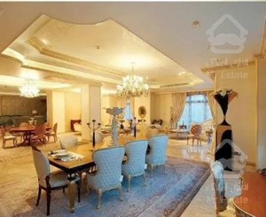 95 متر ، سالن سرتاسر پرده خور ،  فول امکانات