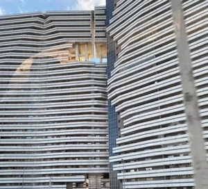 ۲۰۰ متری جنوبی رو به آفتاب