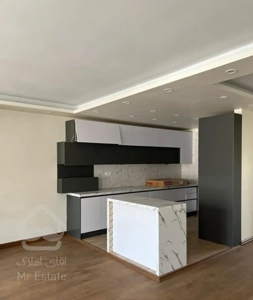 فروش آپارتمان ۱۲۰ متر۲ خ زیرقیمت فوری