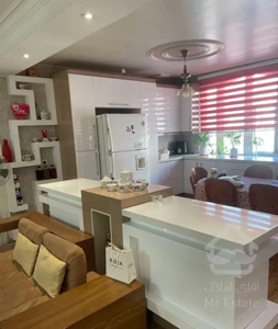 رهن آپارتمان ۱۰۰ متری ۲ خوابه در صادقیه